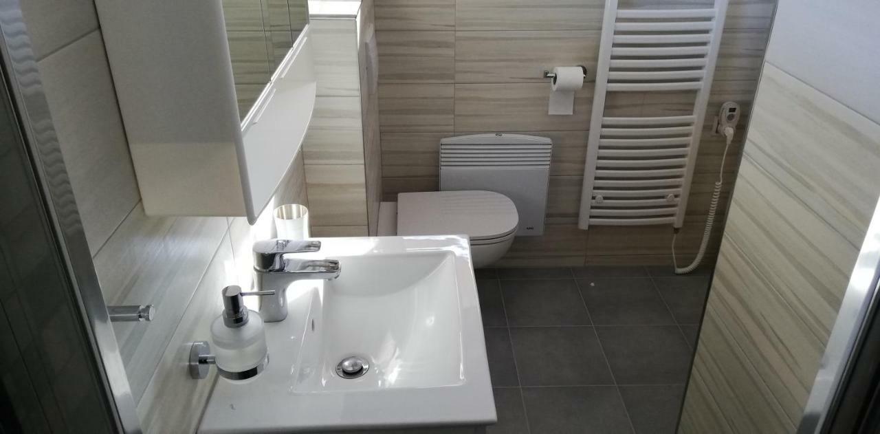 Slope Apartments Lipno Lipno nad Vltavou Ngoại thất bức ảnh